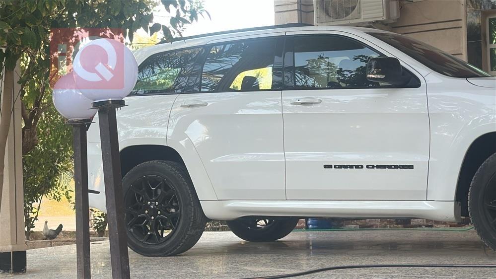 جيب جراند شيروكي